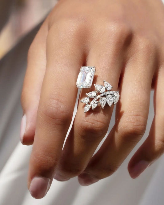 The Emerald Grace Ring