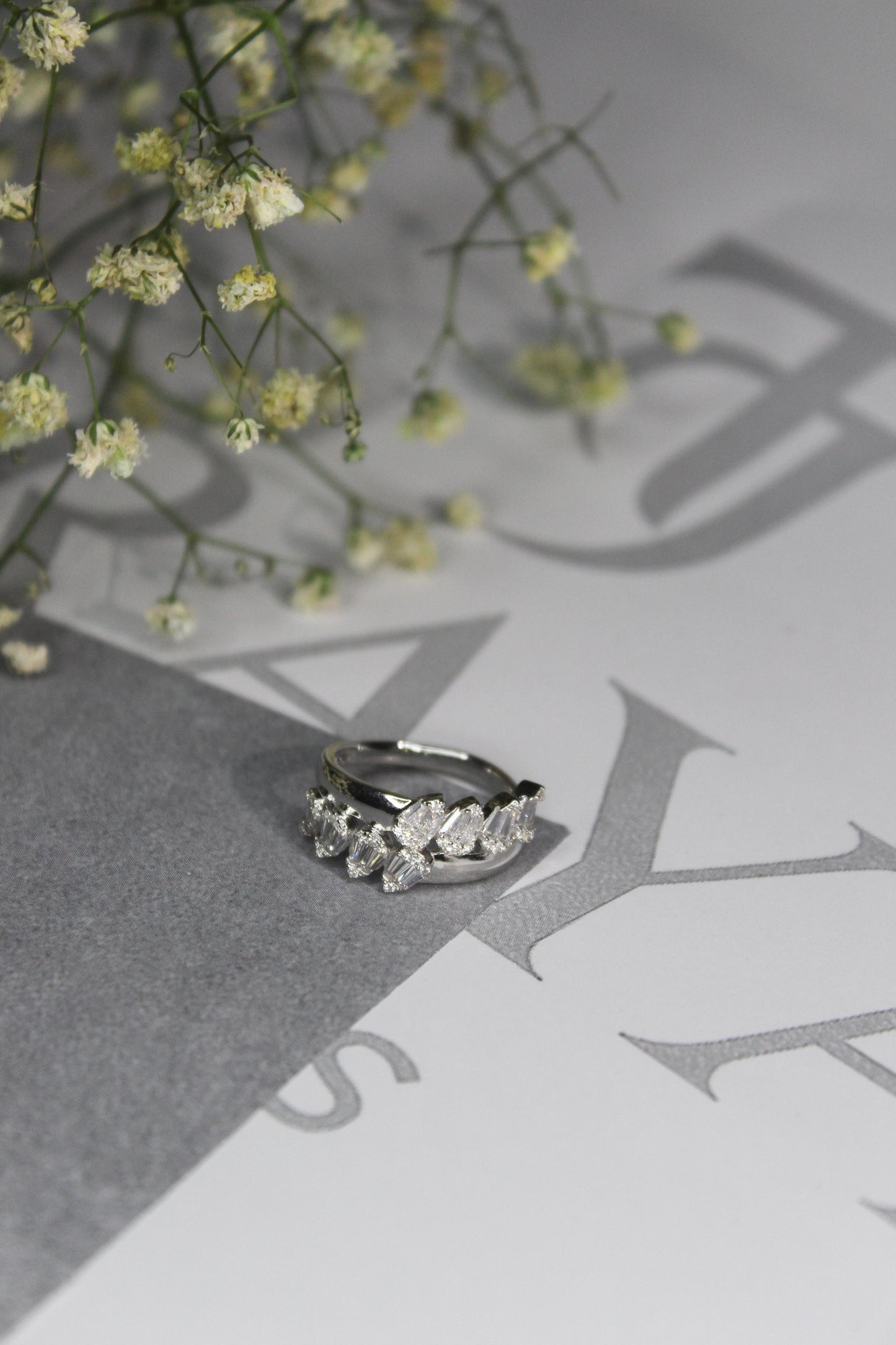 Leaf Cut CZ Band Ring