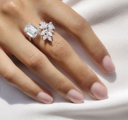 The Emerald Grace Ring