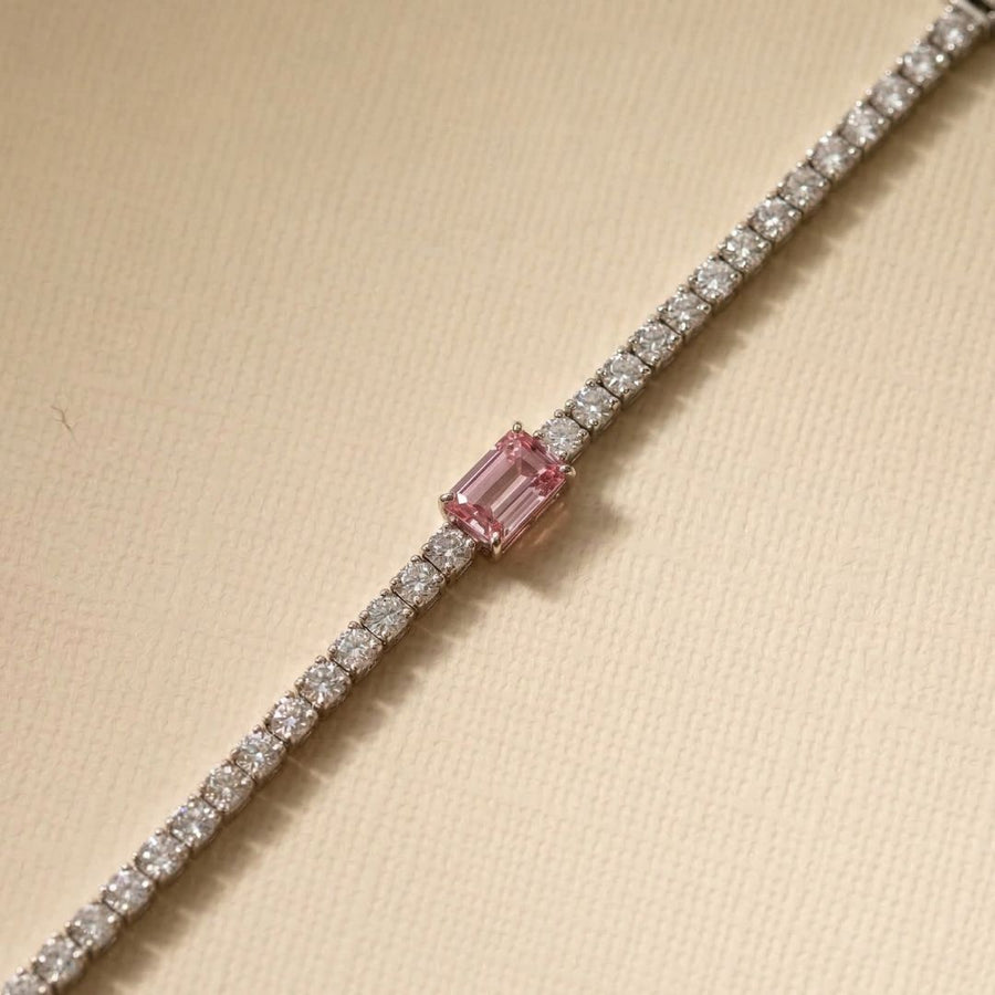 Emerald Centre Stone Tennis Bracelet
