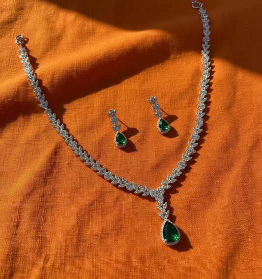 Emerald Radiance Leaf Necklace & Earrings Set