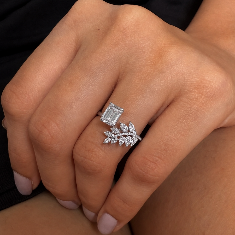The Emerald Grace Ring