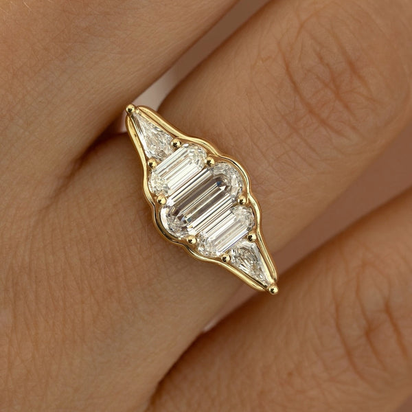 Regal Mirage Ring