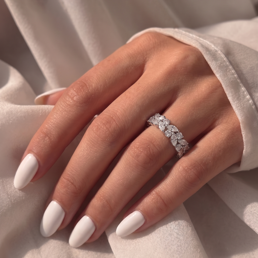 Pear Band Ring