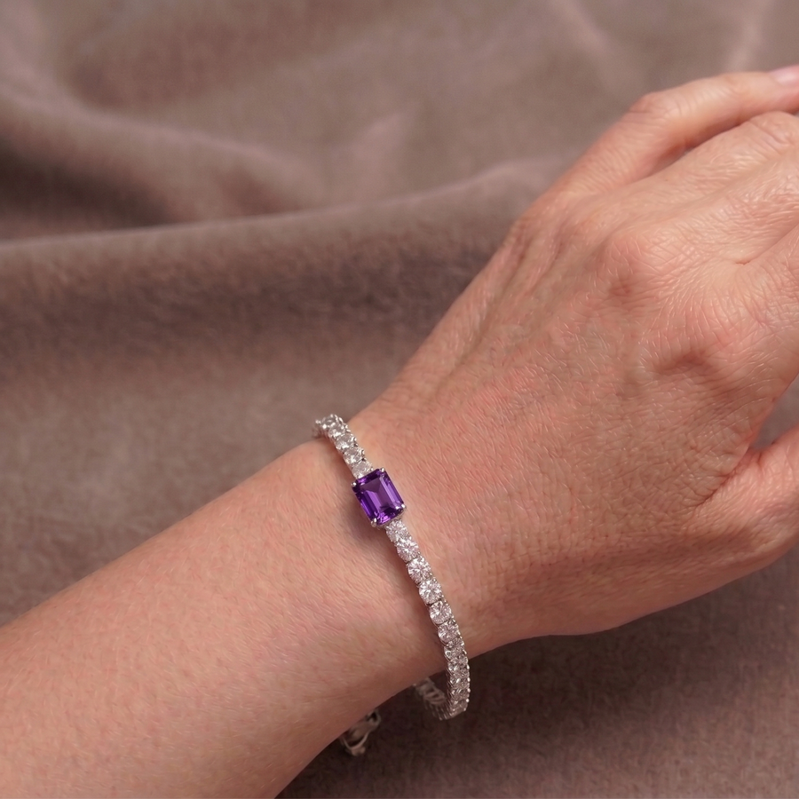 Emerald Centre Stone Tennis Bracelet