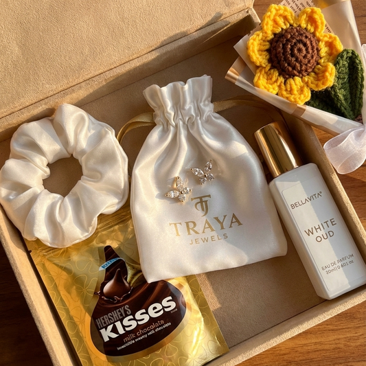 Traya Butterfly Bliss Hamper